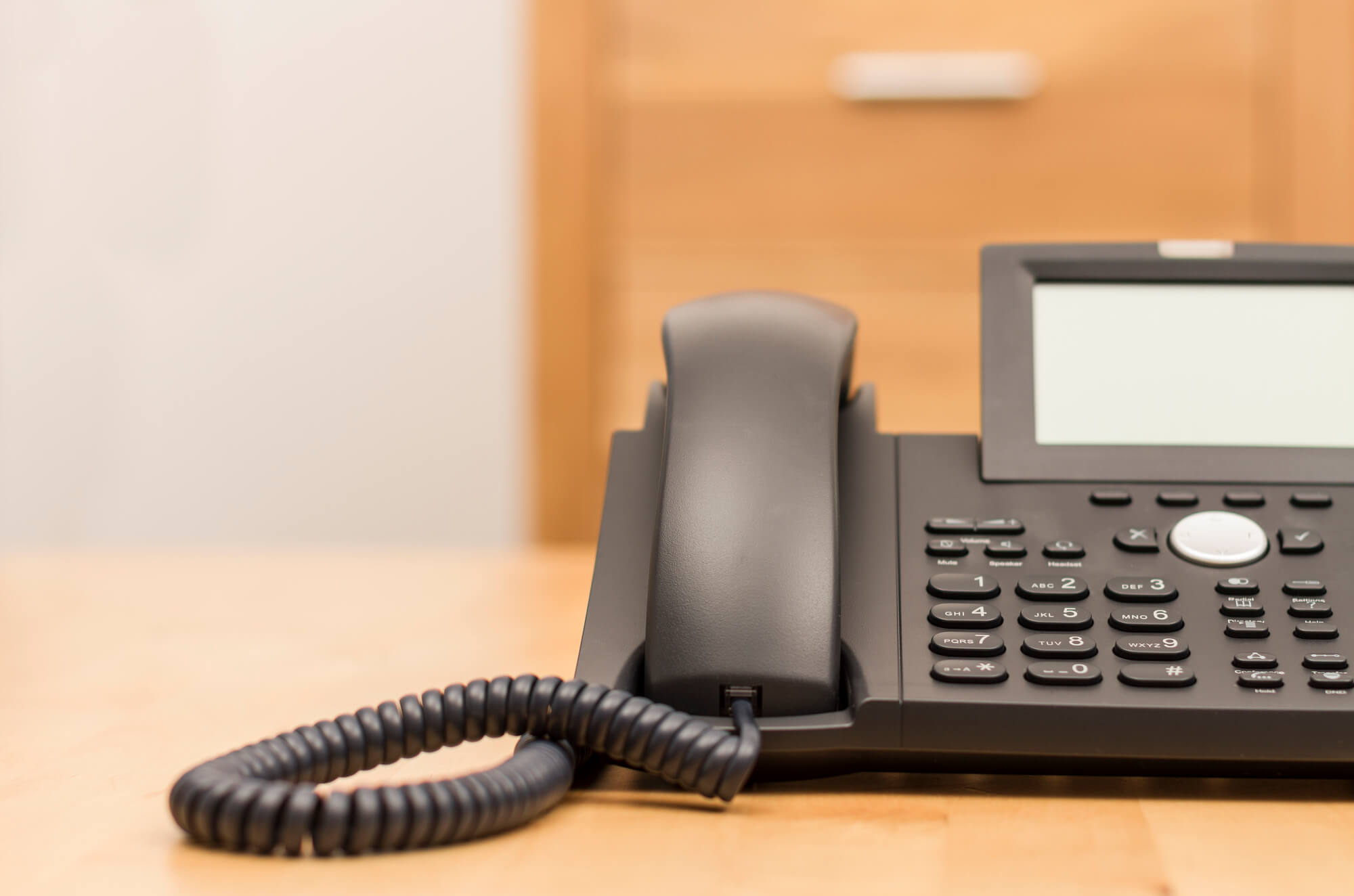 Top Rated Small Business Phone Systems Top 7 Small Business Phone System in 2022 [Comparison Guide] - ULTATEL Blog